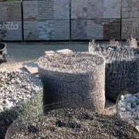 Ciottoli e tufi romani