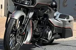 Harley Road Glide Bagger omologato Permuto Softail