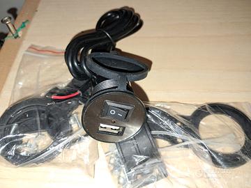presa usb con interruttore e accessori montaggio