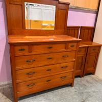 Set comò con coppia comodini in stile