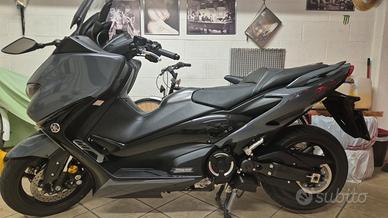 Yamaha T Max 560 - 2022