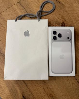 Iphone 17 pro Max 256 gb silver NUOVO