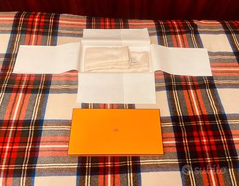 Carré Hermès da donna in cashmere/seta