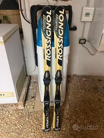 Sci da discesa Rossignol