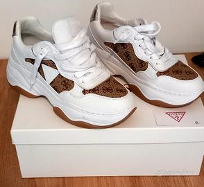 Scarpe Guess
