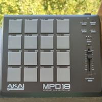 AKAI mpd18 MIDI controller