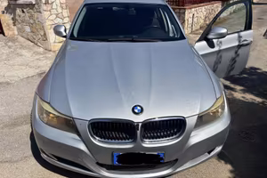 BMW 320d E90 – 56.000 km – 08/2009 – Cambio autom.