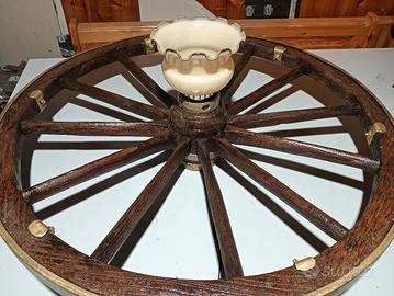 ruote carro  carrozza in legno lampadario