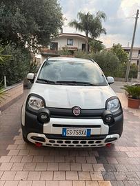 Fiat Panda cross Hybrid solo 11.500 km 2024🔥