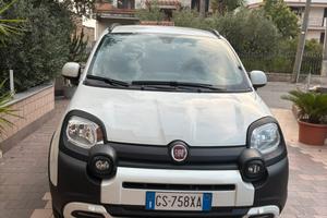 Fiat Panda cross Hybrid solo 11.500 km 2024🔥