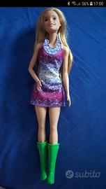 BAMBOLA BARBIE 