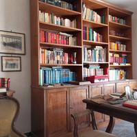 Libreria in legno pregiato