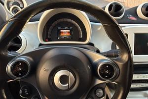 Smart four four 2015