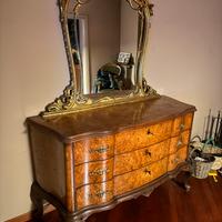 Mobile con specchiera in stile barocco veneziano