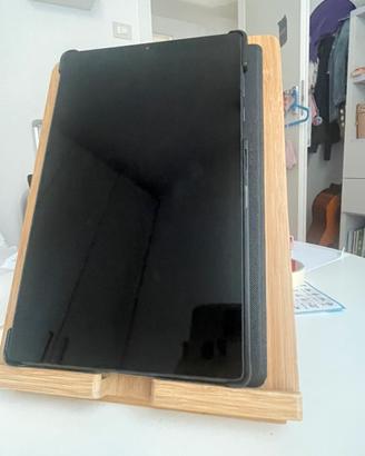 Supporto in legno per tablet IPad