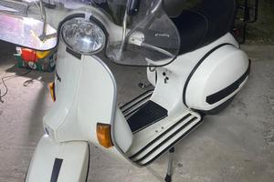Vespa PX125E CONSERVATO!