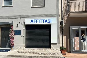 Locale commerciale in zona centrale