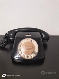 Telefono in bachelite 