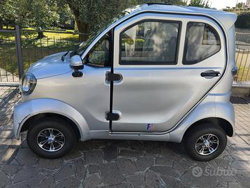 Quadriciclo elettrico UFO Ecobike Modello F4