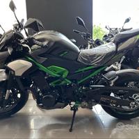 Kawasaki Z 900 2025 PRONTA CONSEGNA