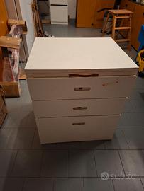CASSETTIERA IKEA CON RIPIANO ETRAIBILE