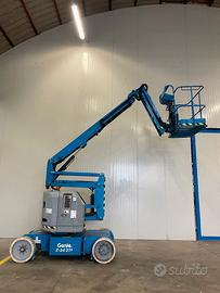 piattaforma a braccio articolato GENIE Z 34/22 N