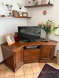 Mobile tv in arte povera