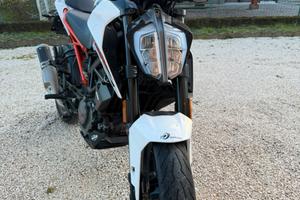 Ktm duke 125
