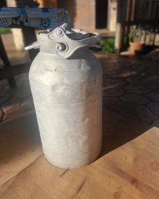 Contenitore fusto del latte Guinzio rossi anni 50