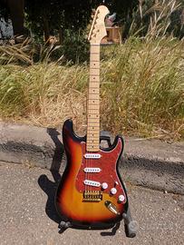 Chitarra Elettrica Stile Stratocaster Sunburst