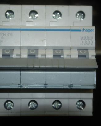 Hager MYN416 magnetotermico 4P C16