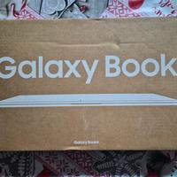 SAMSUNG BOOK 4 i3 MAI APERTO