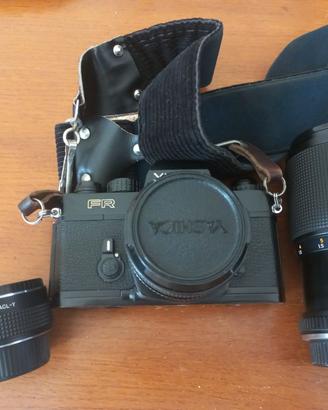 Kit Fotocamera Reflex Yashica prezzo trattabile
