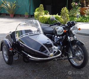 Triumph bonneville sidecar