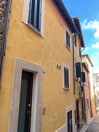 Palazzetto cielo terra