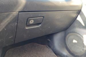 Cassetto portaoggetti TOYOTA RAV 4 del 2006