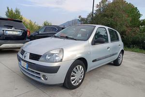 RENAULT Clio 1.2i 58CV NEOPATENTATI