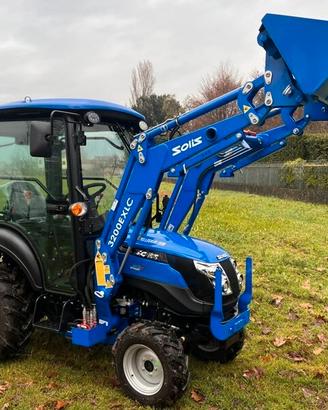 Caricatore frontale SOLIS