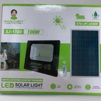 Faretto LED Solare 100W  con Telecomando