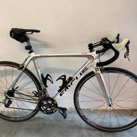 Bici da corsa Focus Izalco Pro 2.0