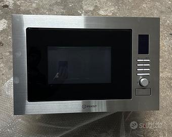Microonde INDESIT da incasso 25l