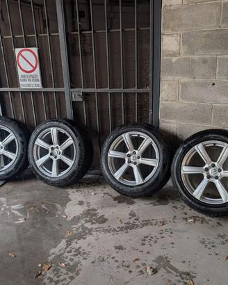 4x gomme invernali + cerchi 235/55/19