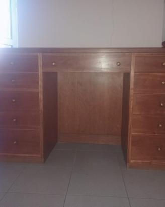 Scrittoio / scrivania con 11 cassetti