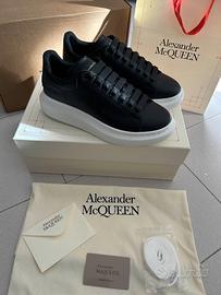 Scarpe da uomo/donna taglia 43 e 41 Nuove 