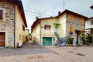 Casa indipendente a Valsamoggia 3 locali