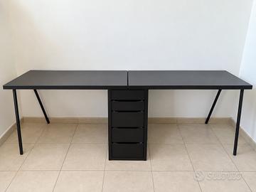 Scrivania nera con 4 cassetti
