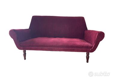 Divano vintage bordeaux velluto