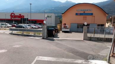 Attivita commerciale