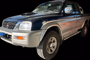 MITSUBISHI L200 L200 2.5 TDI 4WD Club Cab Pup. ...