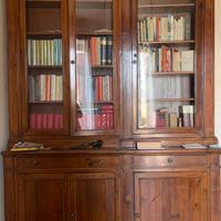 Antica vetrina / credenza per farmacia